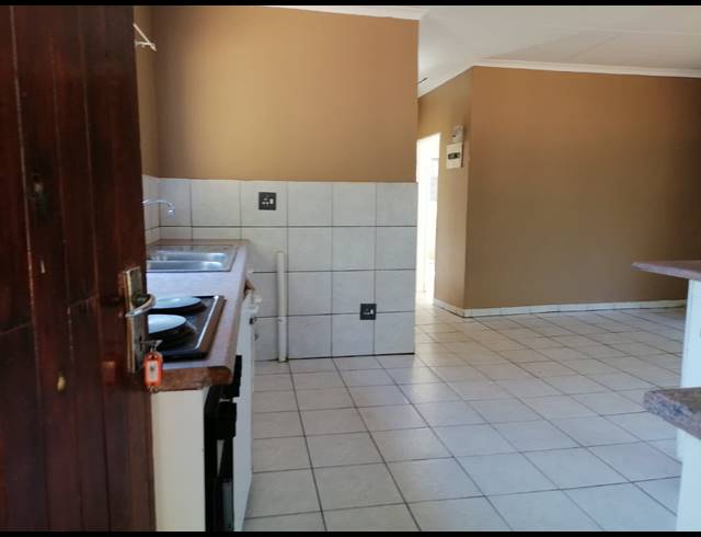 4 BEDROOM HOUSE FOR SALE IN GREENHILLS